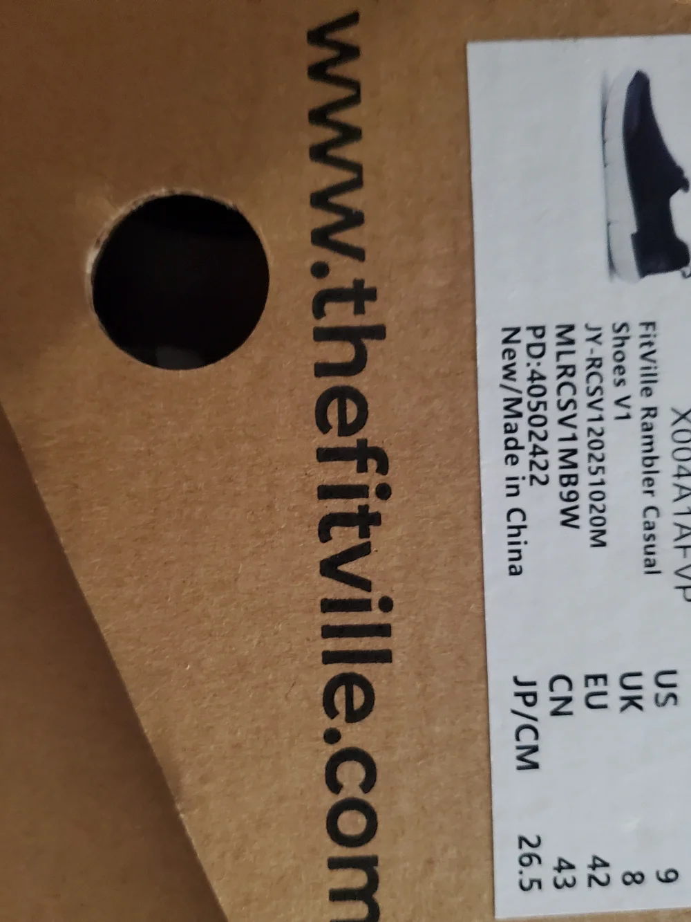 Men's Navy Fitville Sneakers Heel And Arch Support Size 9W... New In Box